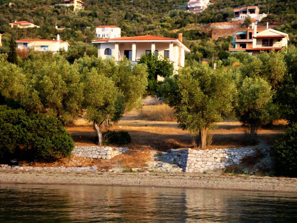 Waterfront Mediterranean Villa Skroponeria Luaran gambar
