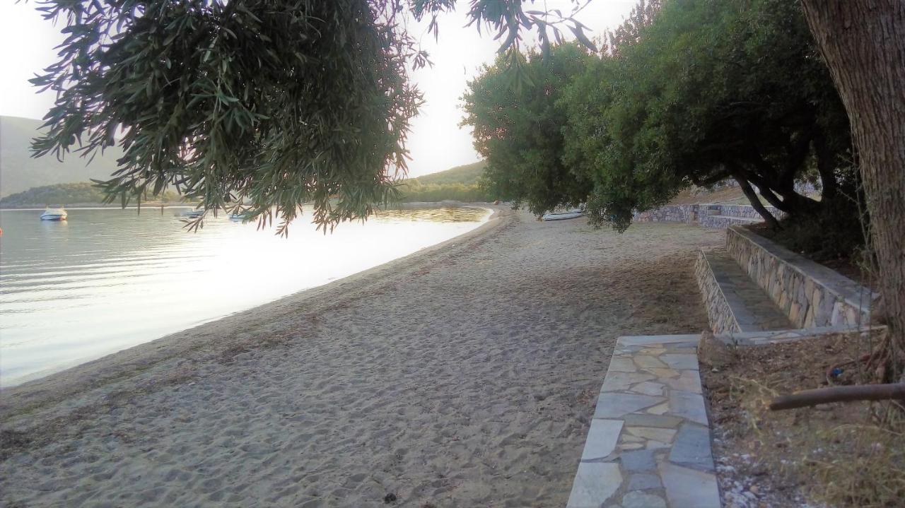 Waterfront Mediterranean Villa Skroponeria Luaran gambar